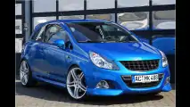Blauer Power-Bolide