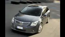Avensis & iQ: Los geht´s!