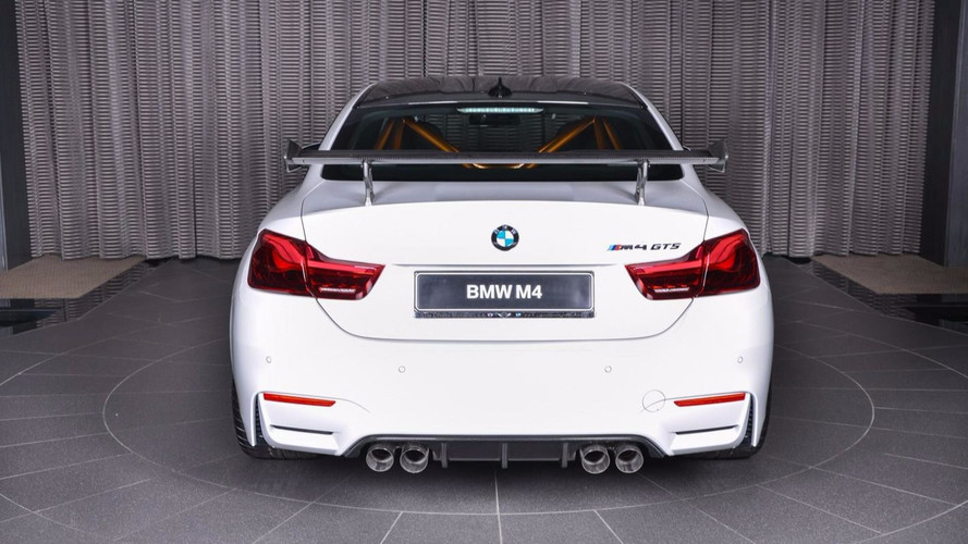 BMW M4 GTS Au Dhabi