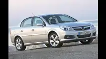 Opel putzt Mittelklasse