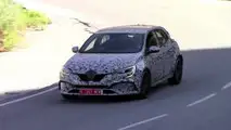 2017 Renault Megane RS prototipi kamyona yükleniyor