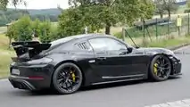 Porsche 718 Cayman GT4 RS Spionschüsse