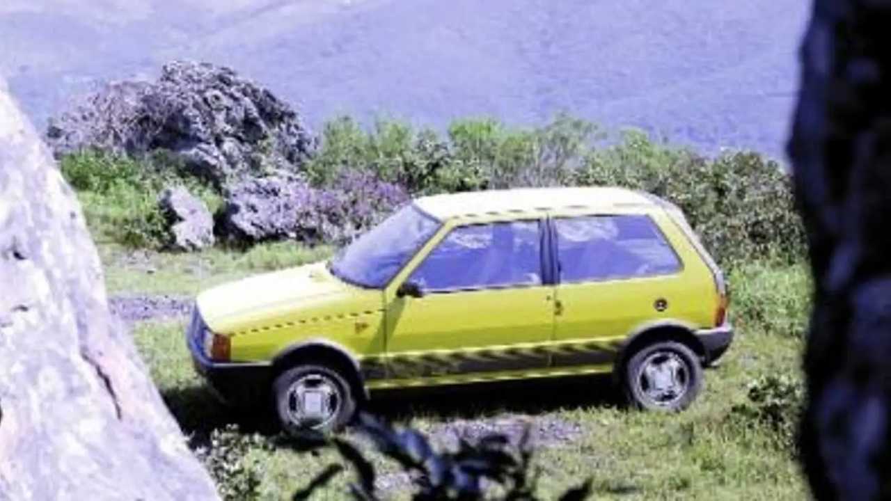 Fiat Uno - 35 anos de Brasil