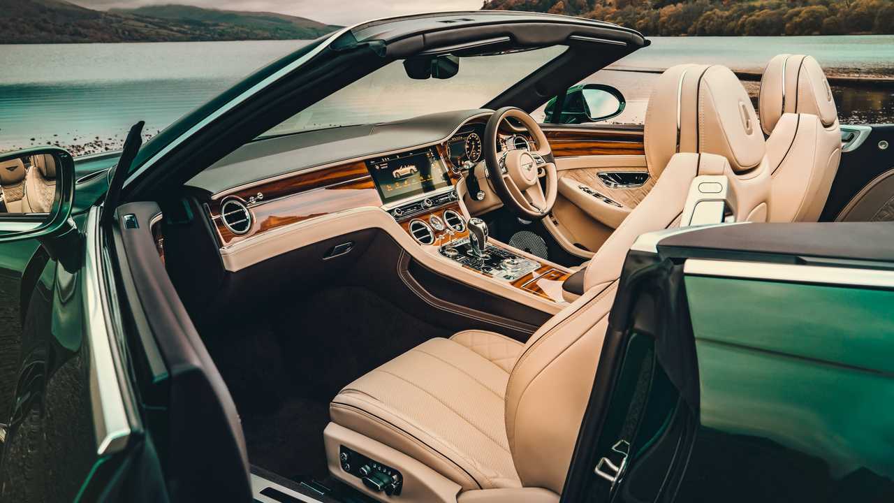 Bentley Continental GT Convertible con techo de tela