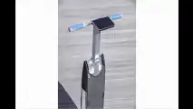 Q3 mit Longboard für die Stadt