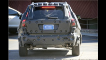 Wild getarntes Schweden-SUV