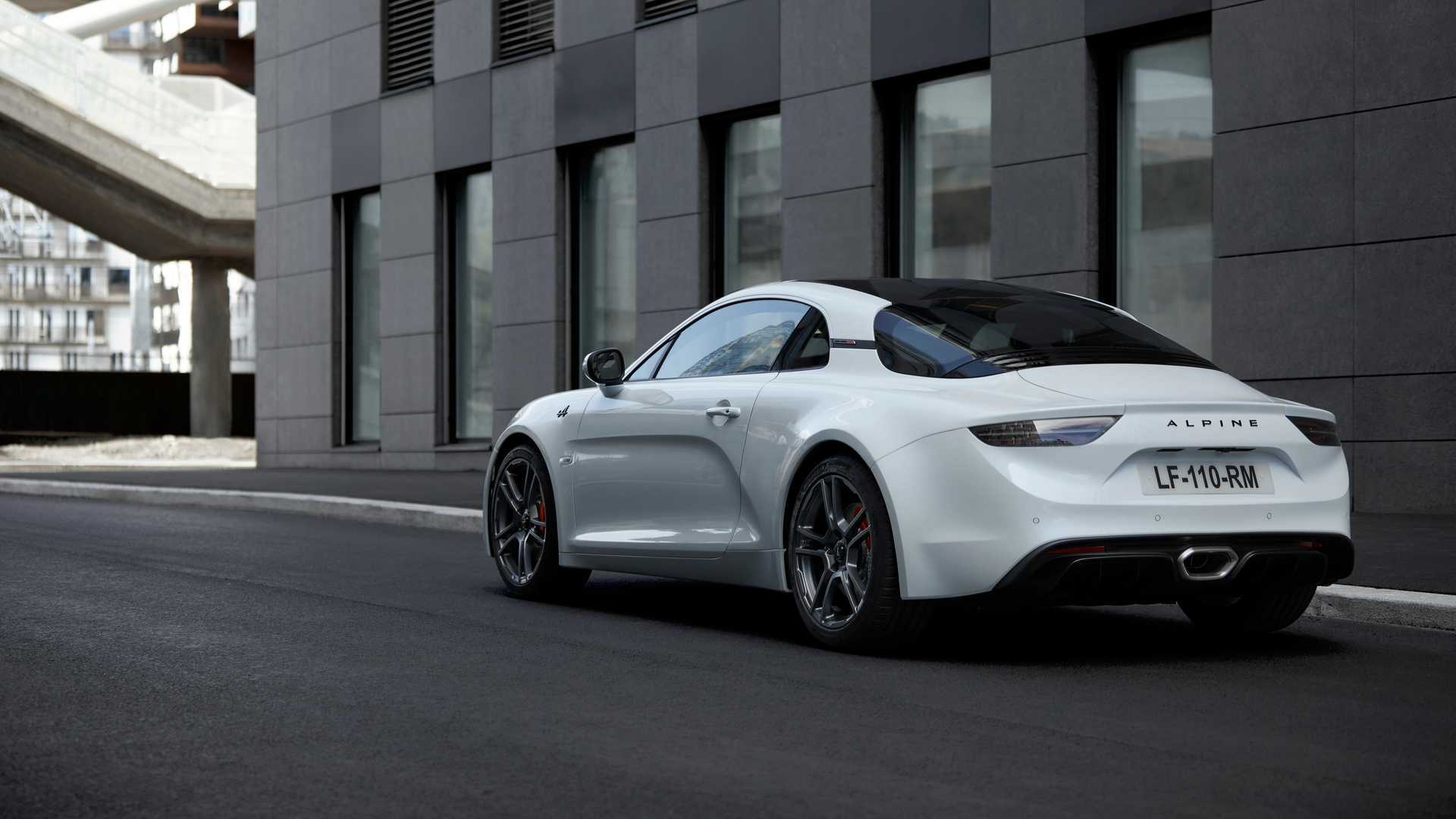 https://cdn.motor1.com/images/mgl/ZJEbe/s1/alpine-a110s-2019.jpg