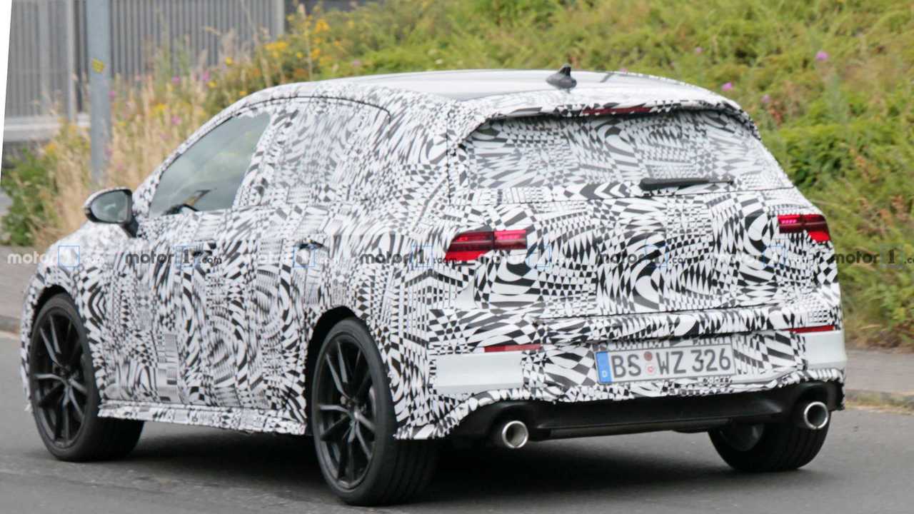 Volkswagen Golf GTI Spy Photos