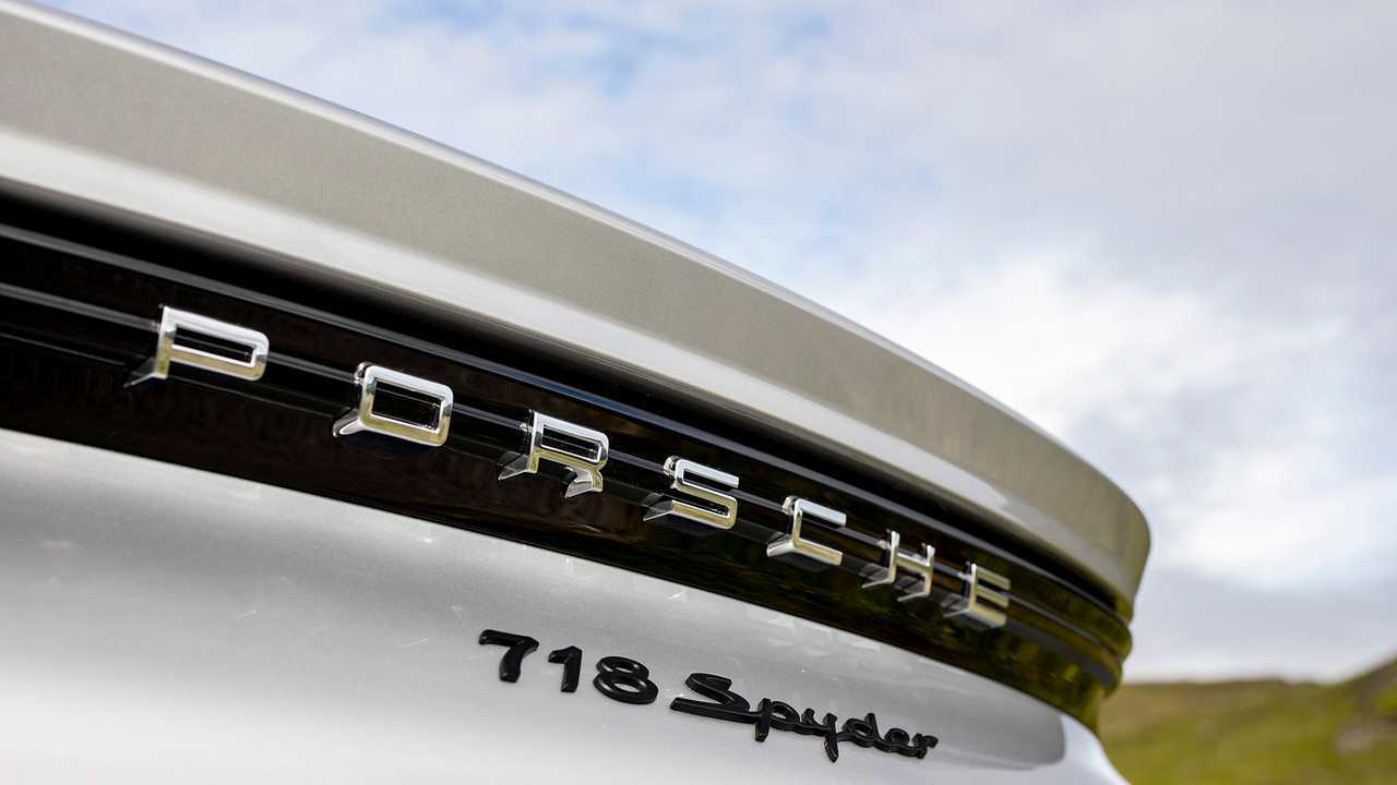 Porsche 718 Spyder (2019) in the test