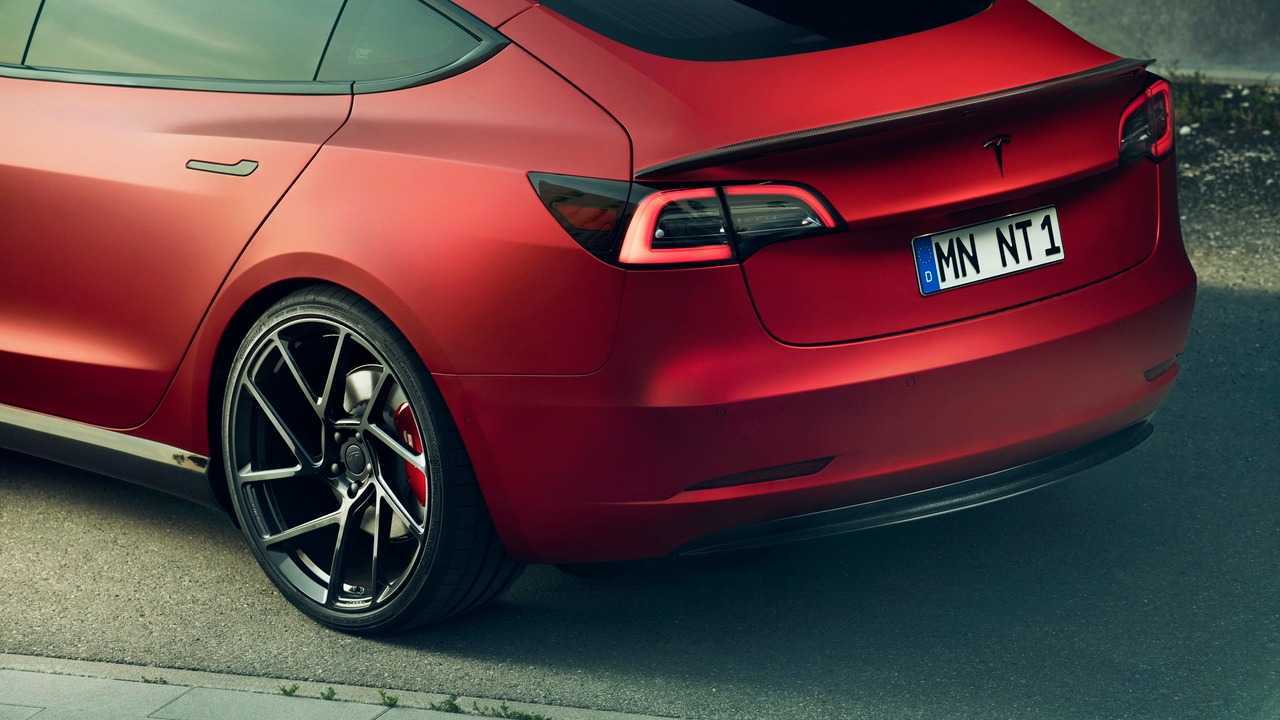 Tesla Model 3 by Novitec