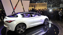 Infiniti Etherea concept live in Geneva - 01.03.2011