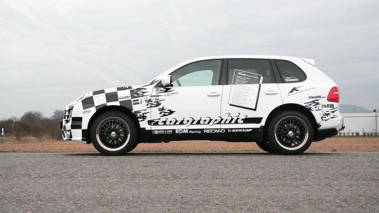 Cargraphic revives Porsche Cayenne race taxi for 25th anniversary