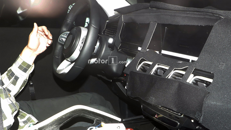 2019 Mercedes GLE spy photo