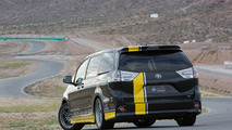 Toyota Sienna R-Tuned Concept