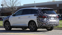 2016 Infiniti QX60 spy photo