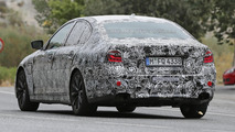 2017 BMW 5-Series plug-in hybrid spy photo