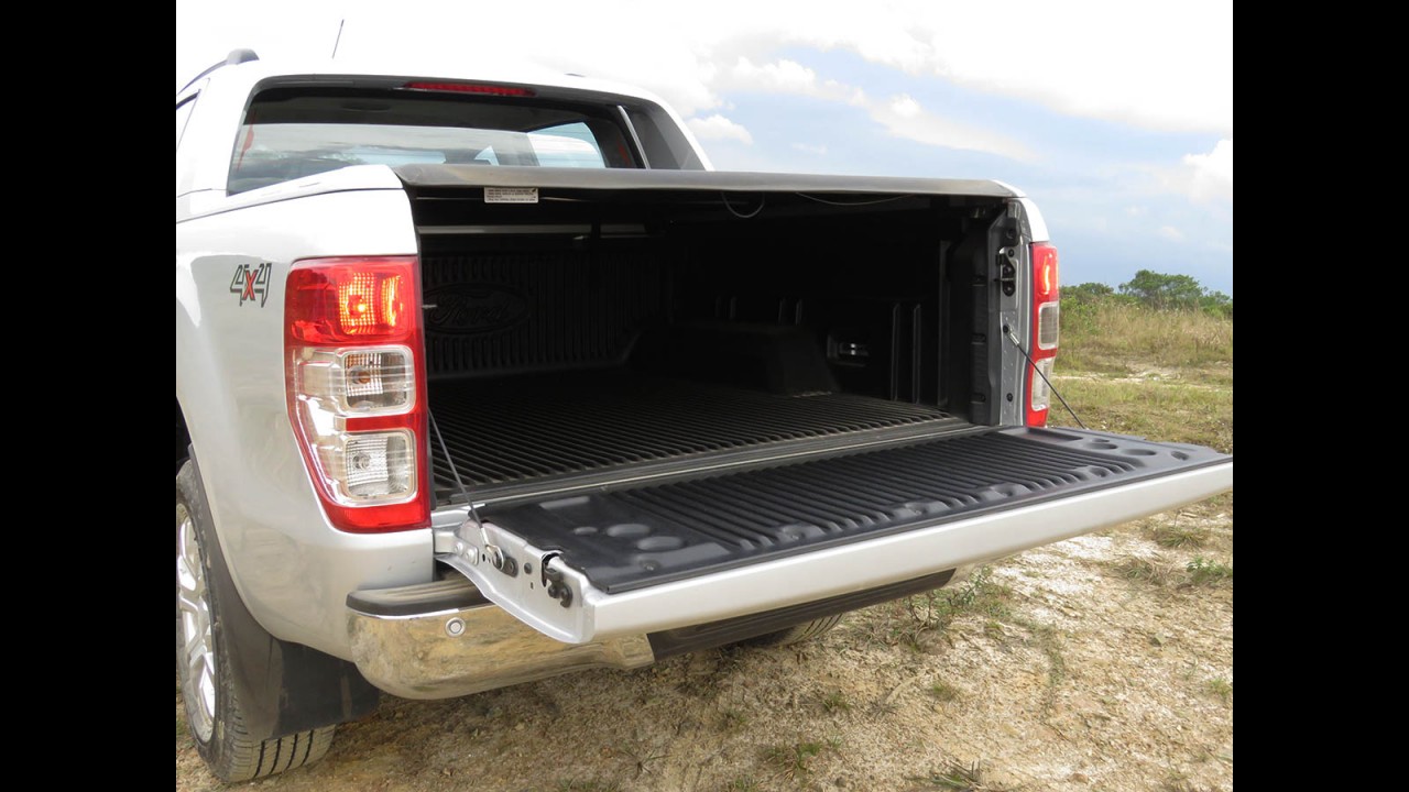 Teste CARPLACE: Novas GM S10 e Ford Ranger 2017 disputam clássico do interior
