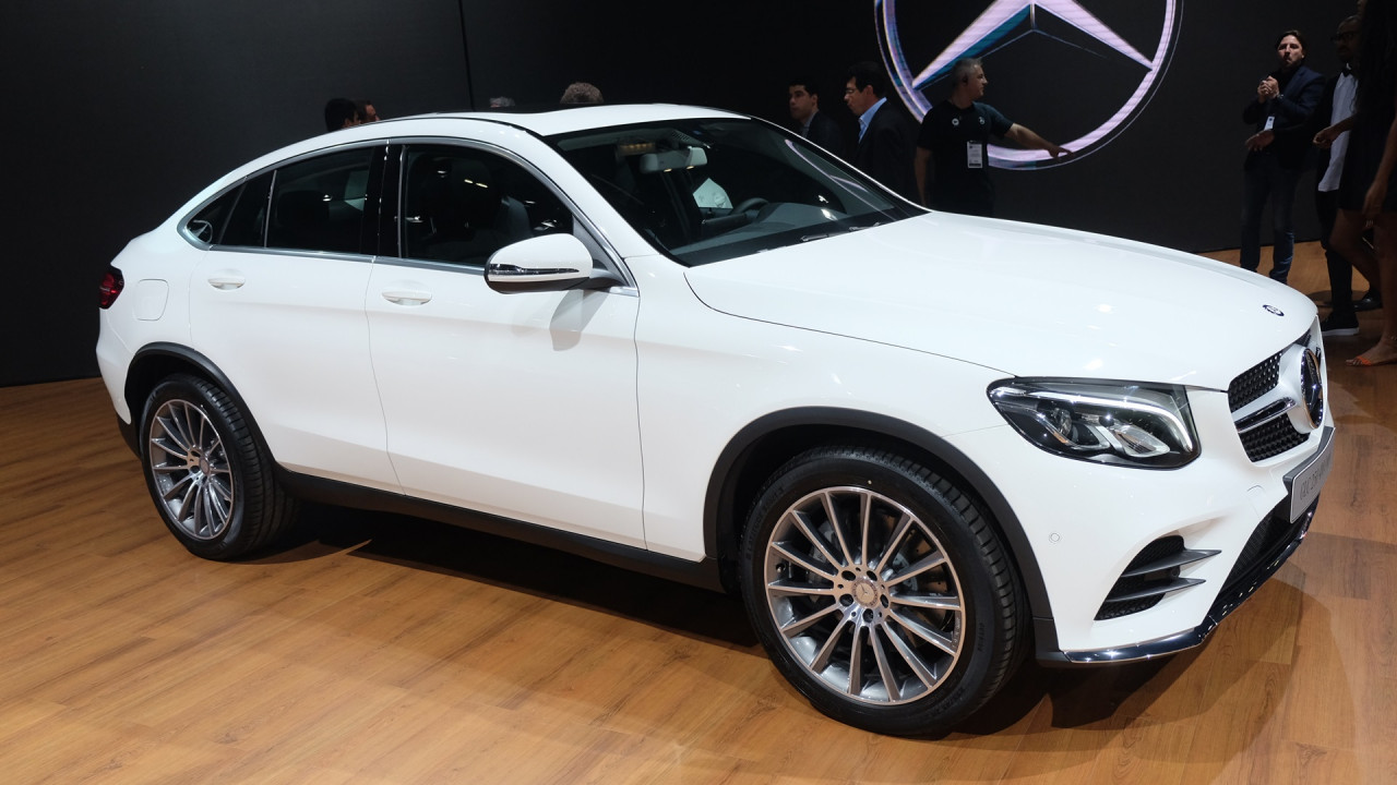 Salão do Automóvel: Mercedes lança GLC 250 Coupe no Brasil por R$ 299,9 mil - veja todas as atrações