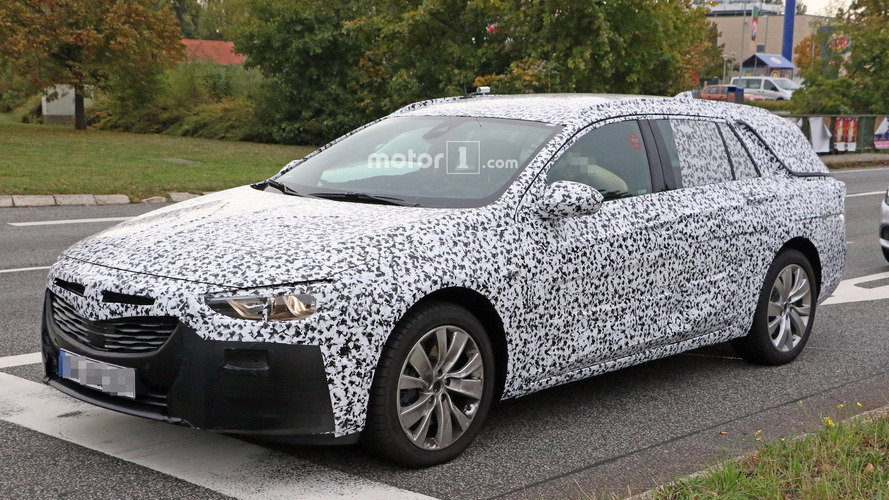 2017 Opel Insignia wagon spy photo