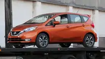 Makyajlı 2017 Nissan Versa Note casus fotoğrafları