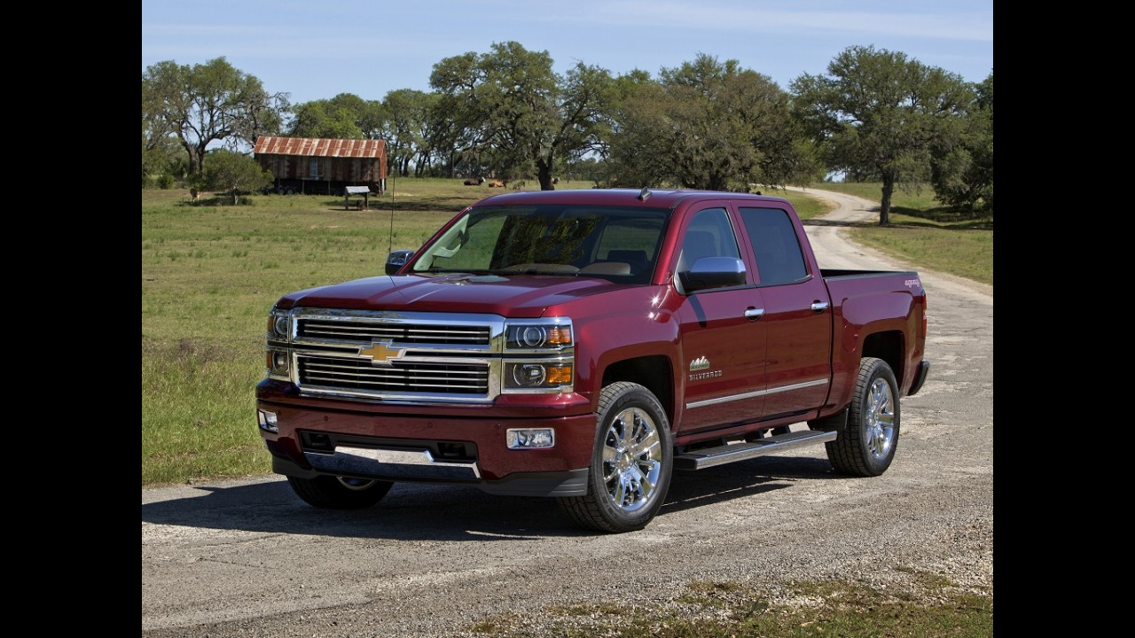 Silverado 2016 estreia novo visual e MyLink com Apple CarPlay