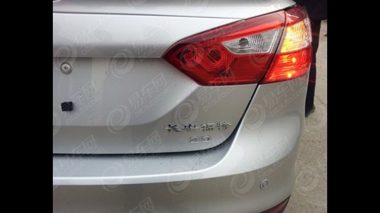 Flagra: Ford Focus chinês é mostrado aos concessionários antes do lançamento