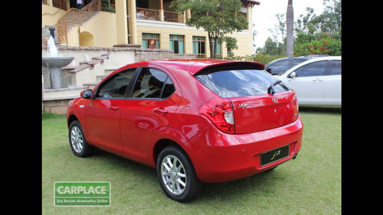 JAC Motors surpreende e anuncia garantia de 6 anos para modelos J3
