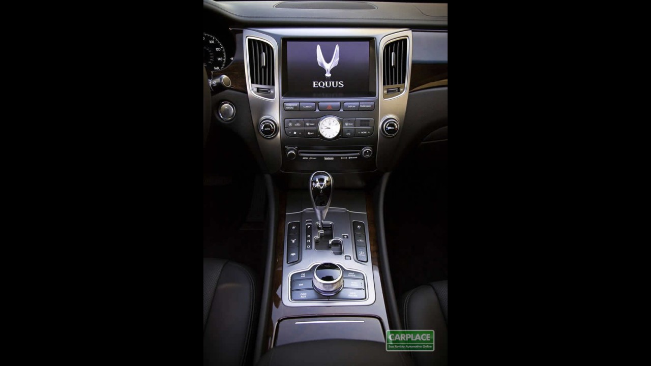 Hyundai Equus - Confira as especifições e todo o luxo em fotos