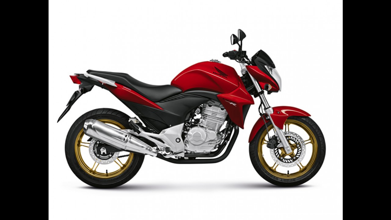 Honda CB 300R 2015 com novas rodas chega por R$ 12.140