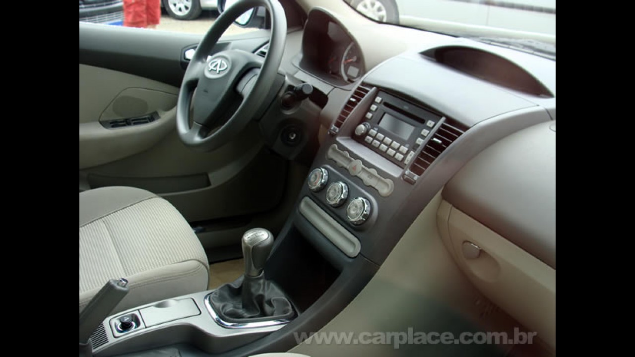 Exclusivo: Chery Cielo completíssimo chega por R$ 39.900 - Conferimos ao vivo - Veja fotos