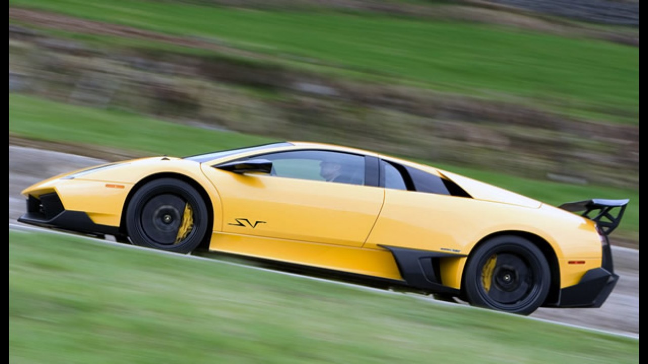 Lamborghini Murciélago LP670-4 SuperVeloce chega ao Brasil por R$ 2,7 milhões