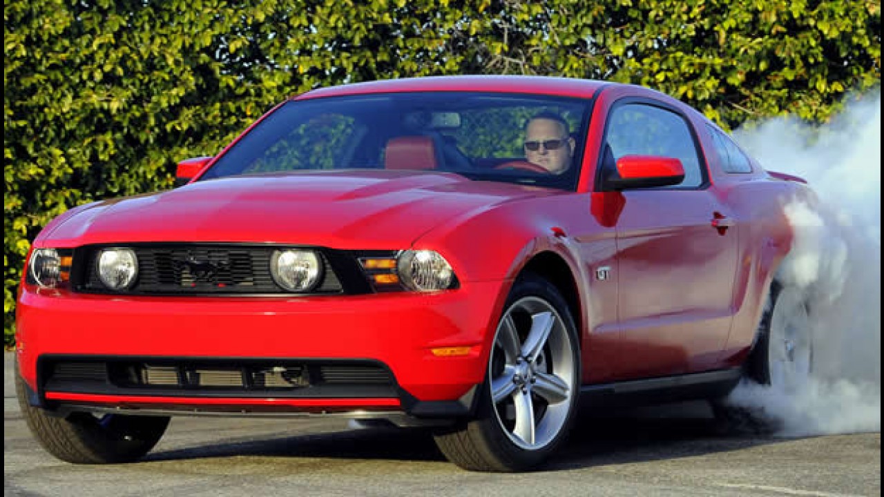 Ford Mustang chega ao Brasil no ano que vem via importador oficial