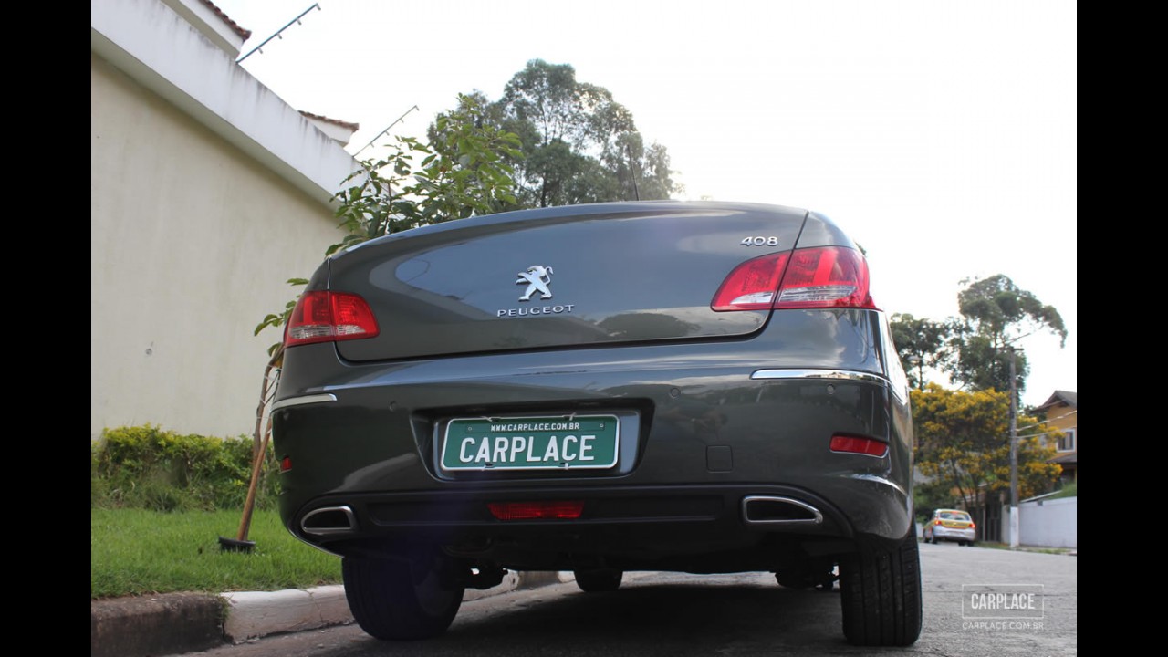 Garagem CARPLACE: Detalhes do visual do Peugeot 408 1.6 THP (Turbo)