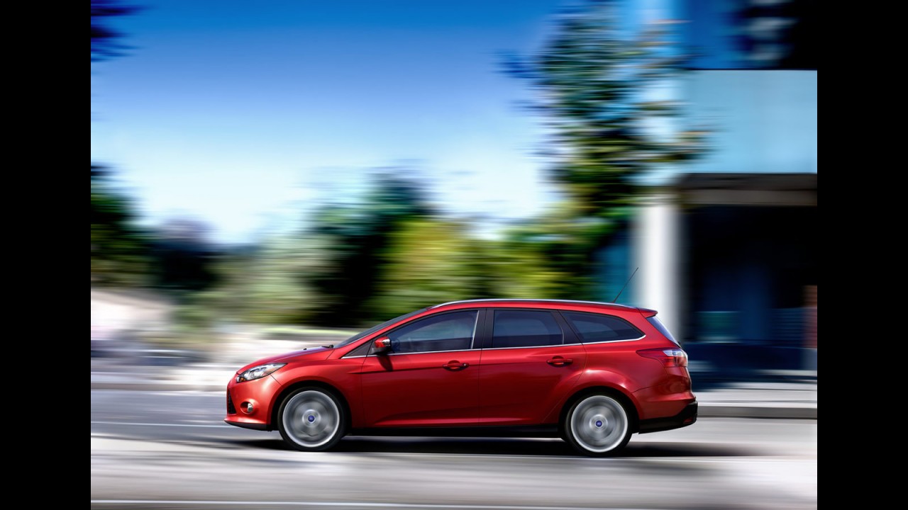 Salão de Paris: Novo Ford Focus Estate 2011 (Station Wagon)