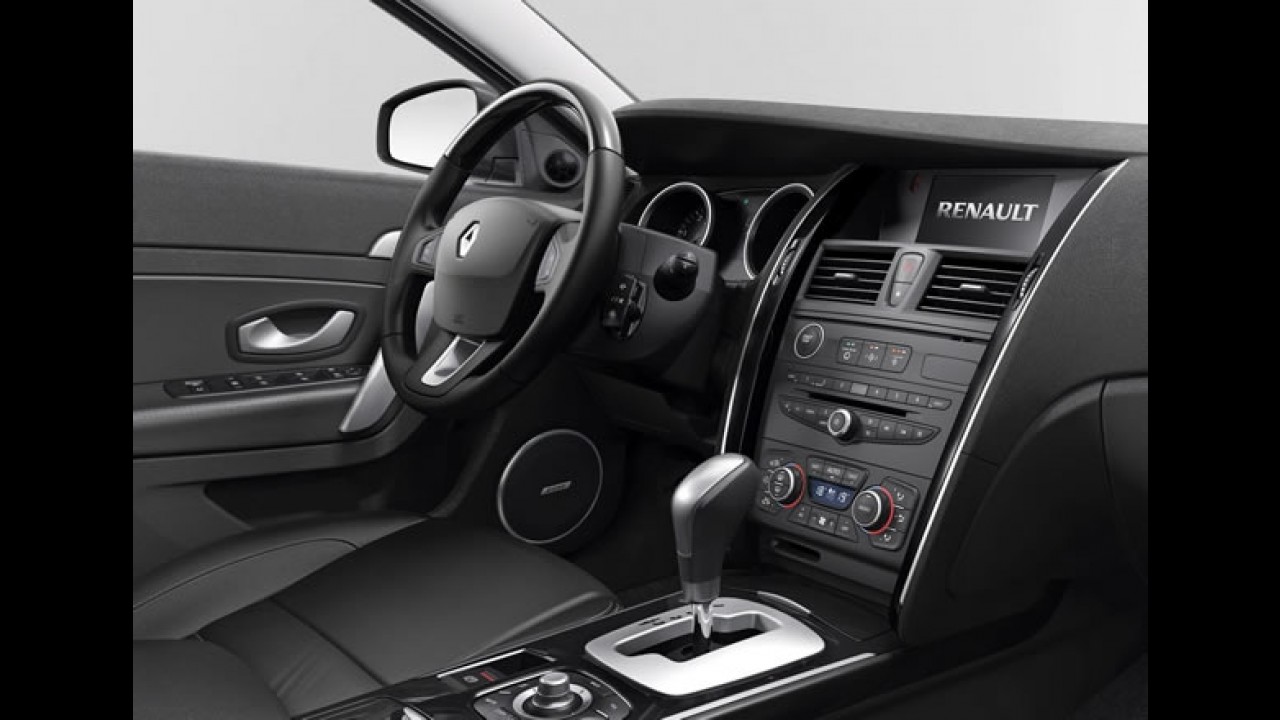 Renault Latitude chega ao mercado argentino