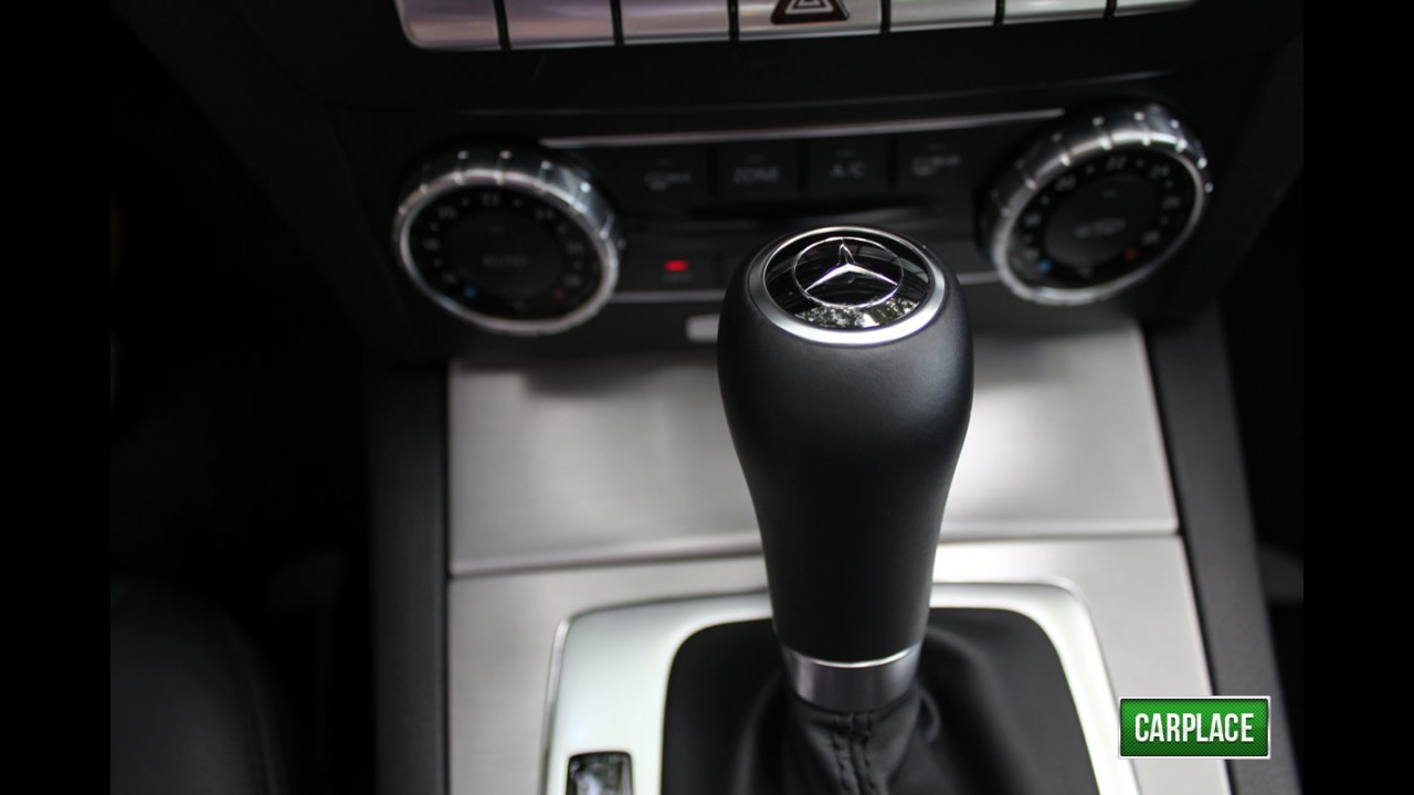 Avaliação: Mercedes C200 Avantgarde - Média e intermediária, mas Premium
