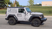 Jeep Wrangler konvoy casus foto