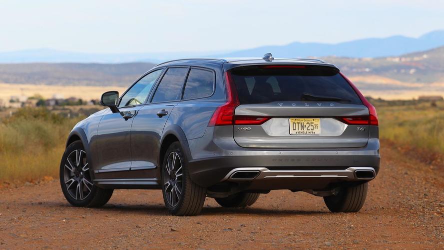 2017 Volvo V90 Cross Country: Review