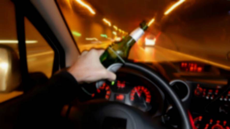 Auto e alcol, coppia maledetta