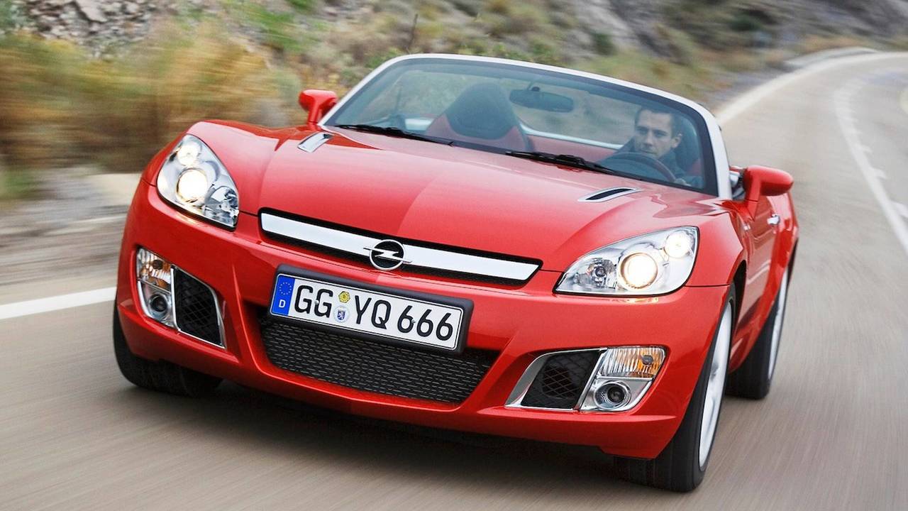 Opel GT, le foto storiche