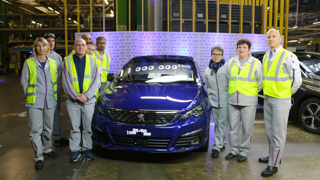 Peugeot, la fabbrica di Sochaux