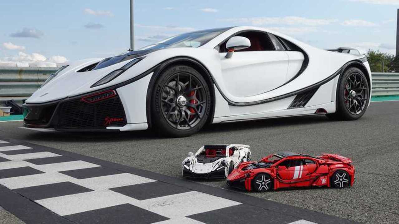 Maqueta del GTA Spano con piezas de Lego a escala 1:8