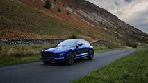Aston Martin DBX Straight-Six 2021