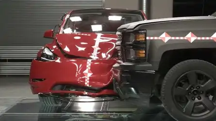 Tesla Releases Accident Data For Q3 And Q4 2021: It's Better Tesla Crash Lab: Tesla Model Y crash simulation