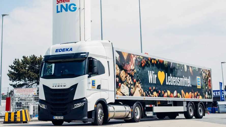 Iveco S-Way, in Germania alimentati con carburante Shell Bio-LNG