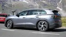Volkswagen ID.6 Spy Shots Driver Silhouette 