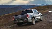 2021 Honda Ridgeline Exterior Rear Quarter