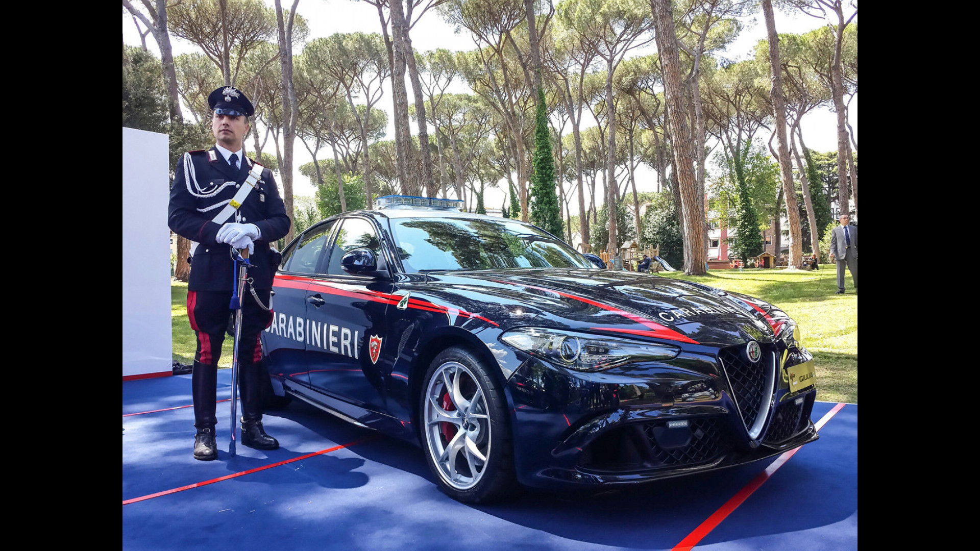 Alfa Romeo Giulia Carabinieri Ricorda A Marchionne La Sua
