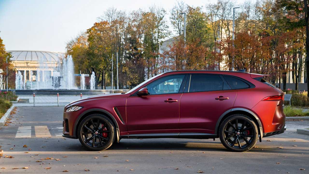 Jaguar F-Pace SVR