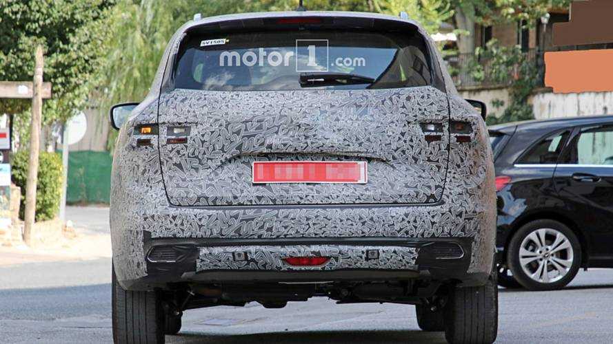 Renault Koleos facelift spy photo